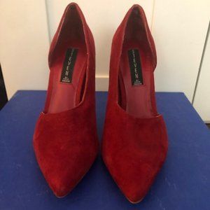 STEVEN by Steve Madden Red Suede Asymmetrical Pointed Toe 4inch Pumps Size 7.5!